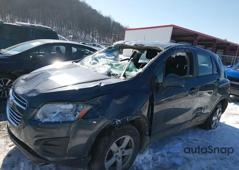 2016 Chevrolet Trax 1Ls z USA, uszkodzony, nr VIN 3GNCJNSB2GL163680
